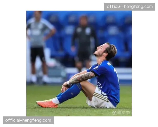 镜头捕捉：麦迪逊进球后向看台罹患重病的小球迷致以慰问