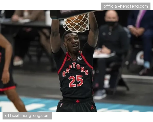 通讯：从边缘球员到防守核心——回顾猛龙队克里斯·布歇的转型之路